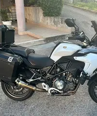 Benelli trk 502 Benelli trk 502