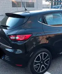 Renault clio 2016 solo 59.000km euro 6 come nuova Renault clio 2016 solo 59.000km euro 6 come nuova