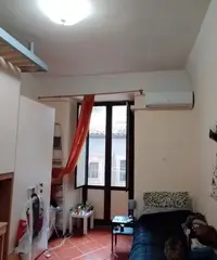 3 Vani Ristrutturati Via Etnea e Via San Giuliano 3 Vani Ristrutturati Via Etnea e Via San Giuliano