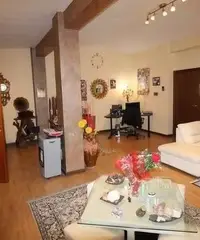 Appartamento 5 vani Terrazza Catania zona Circonva Appartamento 5 vani Terrazza Catania zona Circonva