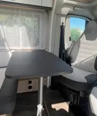 Semintegrale Sunlight V 66 ADVENTURE