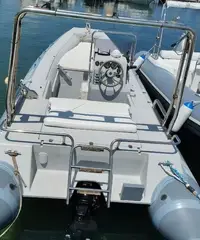 Imbarcazione gommata Imbarcazione gommata