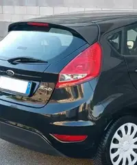 Ford Fiesta 1.2 BENZINA GPL 2012 TRATTABILE Ford Fiesta 1.2 BENZINA GPL 2012 TRATTABILE
