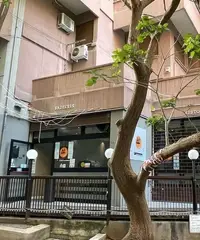 Libertà-Heloise: locale ristrutturato 250 mq 2 luc