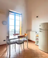 Recente trilocale con balcone e p.auto