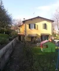 Villa a Capannori in provincia di Lucca 180mq Villa a Capannori in provincia di Lucca 180mq