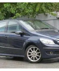 Mercedes Benz B 200 CDI Sport Mercedes Benz B 200 CDI Sport