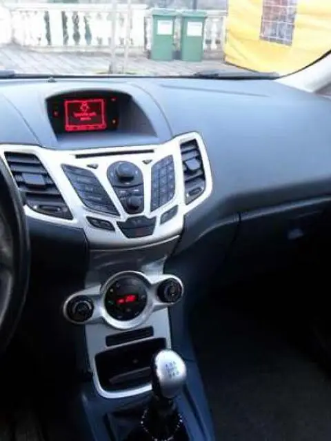 Vendo ford fiesta 2010 Vendo ford fiesta 2010