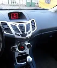 Vendo ford fiesta 2010 Vendo ford fiesta 2010