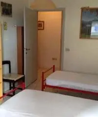 Camere arredate in appartamento moderno Camere arredate in appartamento moderno