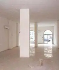Negozio in Affitto di 150mq - Avellino Negozio in Affitto di 150mq - Avellino