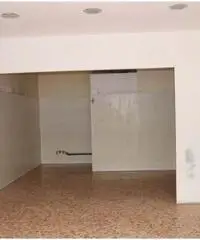 Negozio in Affitto a 800€ - zona FABBRICA ROSSA Negozio in Affitto a 800€ - zona FABBRICA ROSSA