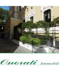 Uffici mq 2600 zona Prati Cod. UF-259 Uffici mq 2600 zona Prati Cod. UF-259