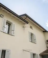 Villa Bifamiliare con giardino 5000 mq a Fidenza