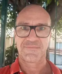 Cameriere e banconista Cameriere e banconista