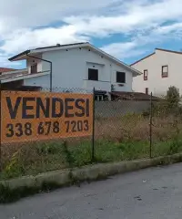 Terreno FRONTE SCUOLE SUPERIORI, COMUNE E ASILO Terreno FRONTE SCUOLE SUPERIORI, COMUNE E ASILO