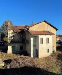 Rustico, Casale e Corte Bruino Rustico, Casale e Corte Bruino
