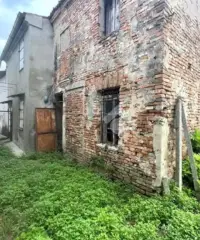 RUSTICO A MANTOVA RUSTICO A MANTOVA
