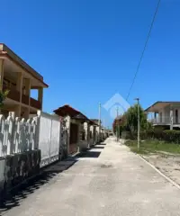 PORZIONE DI TRIFAMILIARE A CASTEL VOLTURNO PORZIONE DI TRIFAMILIARE A CASTEL VOLTURNO