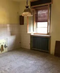 NOVARA 18 KM:SOLUZIONE INDIPENDENTE SU DUE LATI CO NOVARA 18 KM:SOLUZIONE INDIPENDENTE SU DUE LATI CO