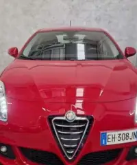 Alfa Romeo Giulietta 1.4 t. m.air Distinctive 170c Alfa Romeo Giulietta 1.4 t. m.air Distinctive 170c