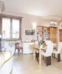 SOLUZIONE INDIPENDENTE CON GIARDINO| 232 MQ | RIST SOLUZIONE INDIPENDENTE CON GIARDINO| 232 MQ | RIST