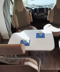 Carado T 447 - Semintegrale con letti gemelli