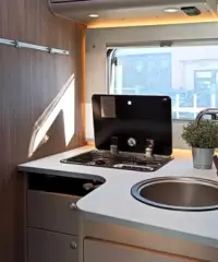 Carado T 447 - Semintegrale con letti gemelli