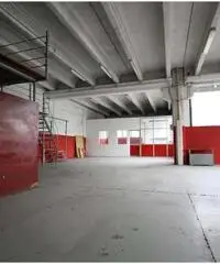 Capannone in Affitto di 235mq