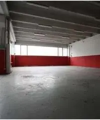 Capannone in Affitto di 235mq