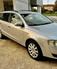 Volkswagen Passat 2.0 TDI HIGHLINE Volkswagen Passat 2.0 TDI HIGHLINE