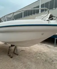 Ranieri Marvel 19 con Yamaha f40 getl Ranieri Marvel 19 con Yamaha f40 getl