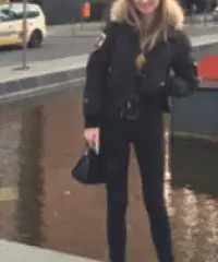 Pronta a scoprire nuovi orizzonti insieme a te Pronta a scoprire nuovi orizzonti insieme a te