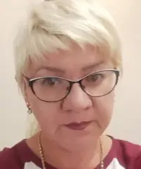 Pronta a scoprire nuovi orizzonti insieme a te Pronta a scoprire nuovi orizzonti insieme a te