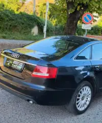 Audi A6 2.0 16V TDI Berlina - 2006 Audi A6 2.0 16V TDI Berlina - 2006