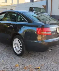 Audi A6 2.0 16V TDI Berlina - 2006 Audi A6 2.0 16V TDI Berlina - 2006