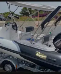 Gommone Ranieri 19 no patente Gommone Ranieri 19 no patente