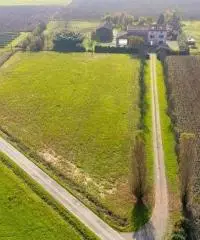 Rustico ristrutturato indipendente con parco a Fontanellato (PR)