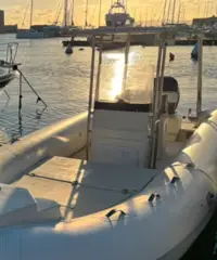 BWA 840+ Yamaha 200HP BWA 840+ Yamaha 200HP
