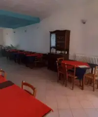 Negozio a Montescudo-Monte Colombo, 4 locali Negozio a Montescudo-Monte Colombo, 4 locali