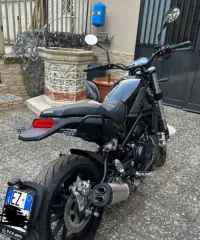 Benelli Leoncino 500 stradale con antifurto