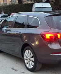 Opel Astra 1.7 CDTI 110CV 5 porte Business