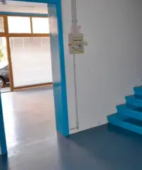 Monfalcone: locale commerciale