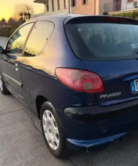 Peugeot 206 NEO-PATENTATI Peugeot 206 NEO-PATENTATI