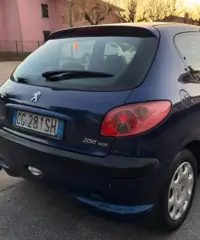 Peugeot 206 NEO-PATENTATI Peugeot 206 NEO-PATENTATI