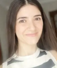 Un sorriso per iniziare una nuova storia d’amore Un sorriso per iniziare una nuova storia d’amore