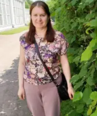 Alla ricerca di qualcuno con cui condividere sorrisi autentici Alla ricerca di qualcuno con cui condividere sorrisi autentici