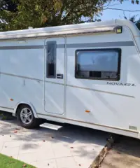 Roulotte hymer eriba 8 metri 2017 impeccabile