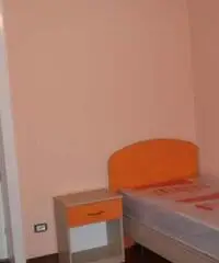2 stanze per ragazza in centro 2 stanze per ragazza in centro