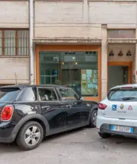Ufficio 3 ambienti in Via degli Orti Villabianca